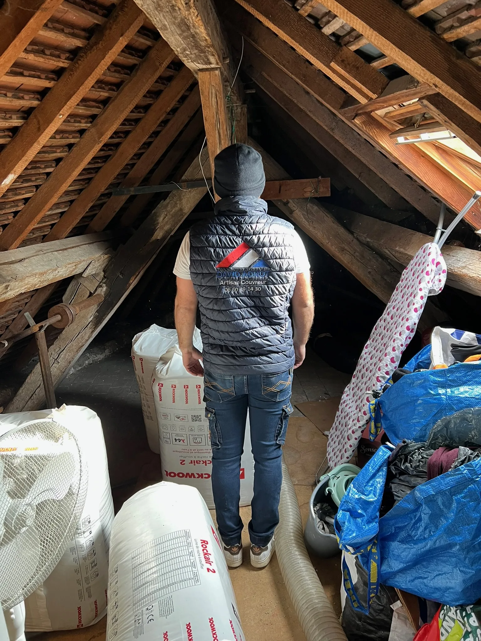 Isolation de combles sous toiture réalisée par David Adnot dans les Yvelines